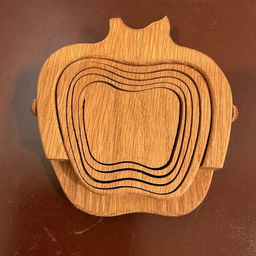 VTG Wooden‎ Apple Shaped Collapsible Trivet to Basket Caddy Bowl Cottage Country
